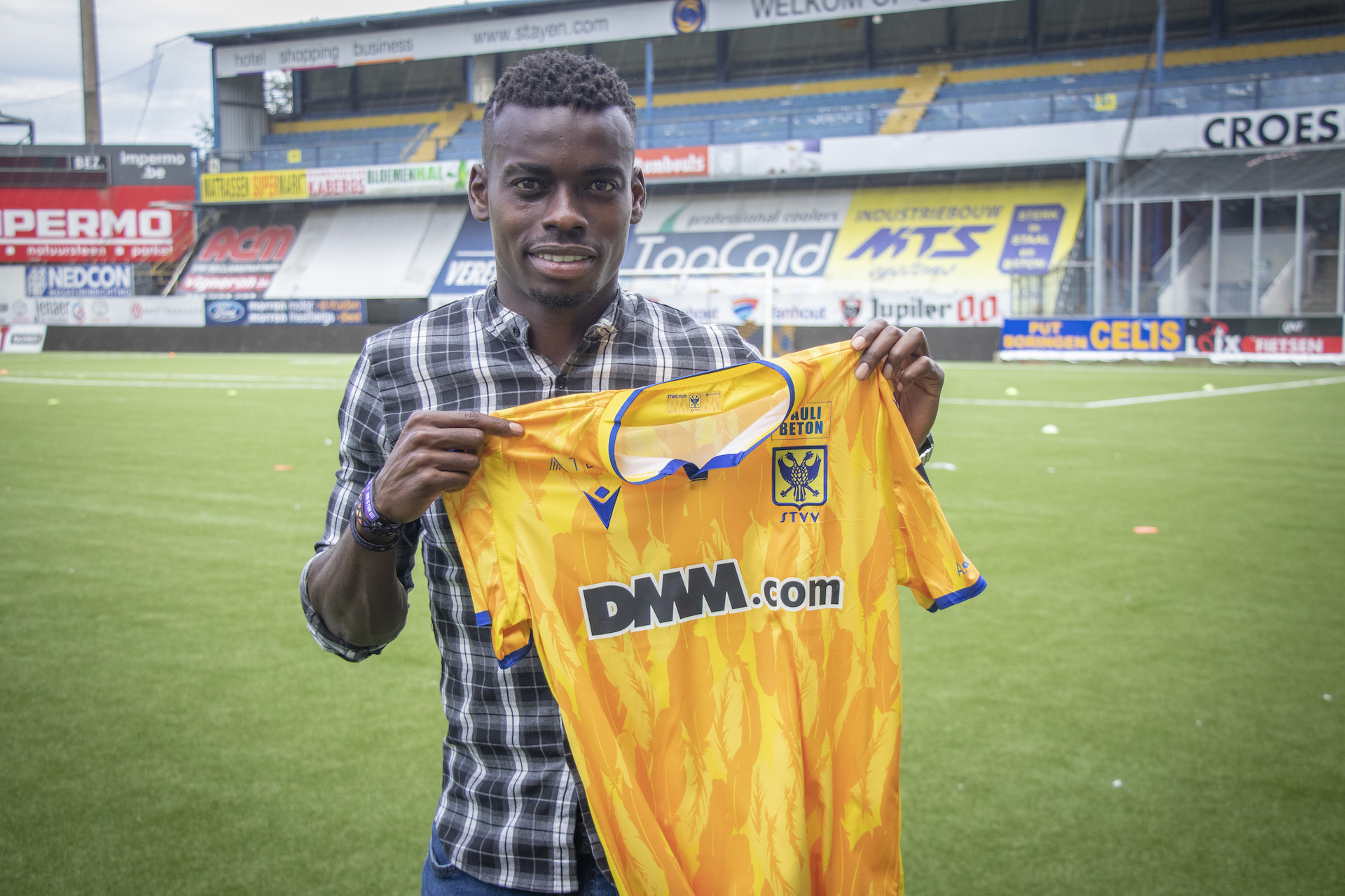 【新加入】ジョナタン・ブアトゥ・マナンガ選手 リオ・アヴェFCより完全移籍のお知らせ STVV（シント＝トロイデンVV）日本公式サイト